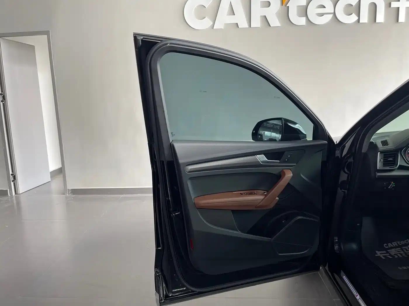Audi Q5L 2022 Facelift 40T Luxury Dynamic — миниатюра 8