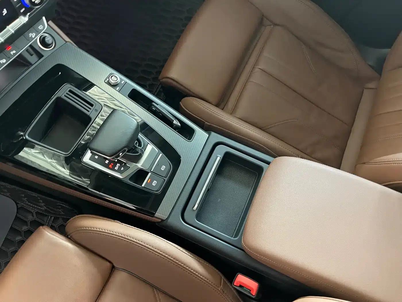 Audi Q5L 2022 Facelift 40T Luxury Dynamic — миниатюра 10