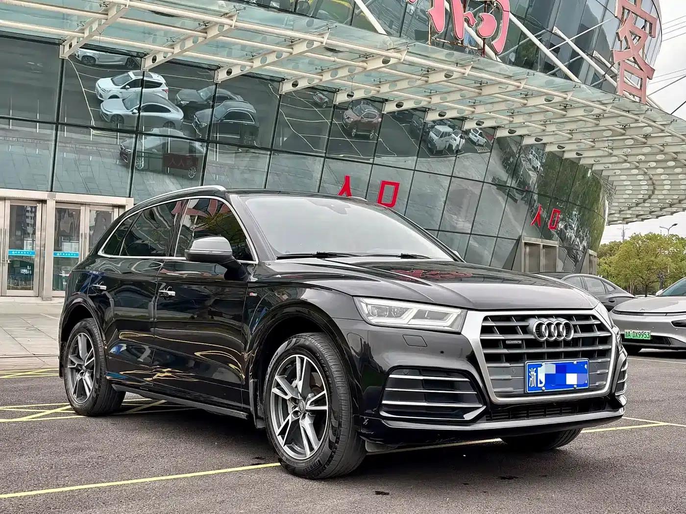 Audi Q5L 2018 40 TFSI Luxury Fashion Edition (National V Emission Standard) — миниатюра 3