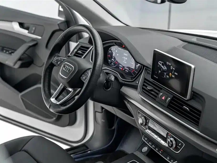 Audi Q5L 2020 45 TFSI Premium Fashion Edition — миниатюра 19