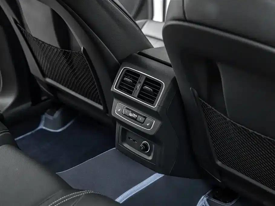 Audi Q5L 2020 45 TFSI Premium Fashion Edition — миниатюра 22