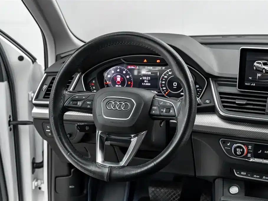 Audi Q5L 2020 45 TFSI Premium Fashion Edition — миниатюра 24
