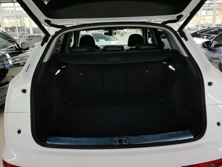Audi Q5L 2018 40 TFSI Luxury Fashion Edition (National V Emission Standard) — миниатюра 4