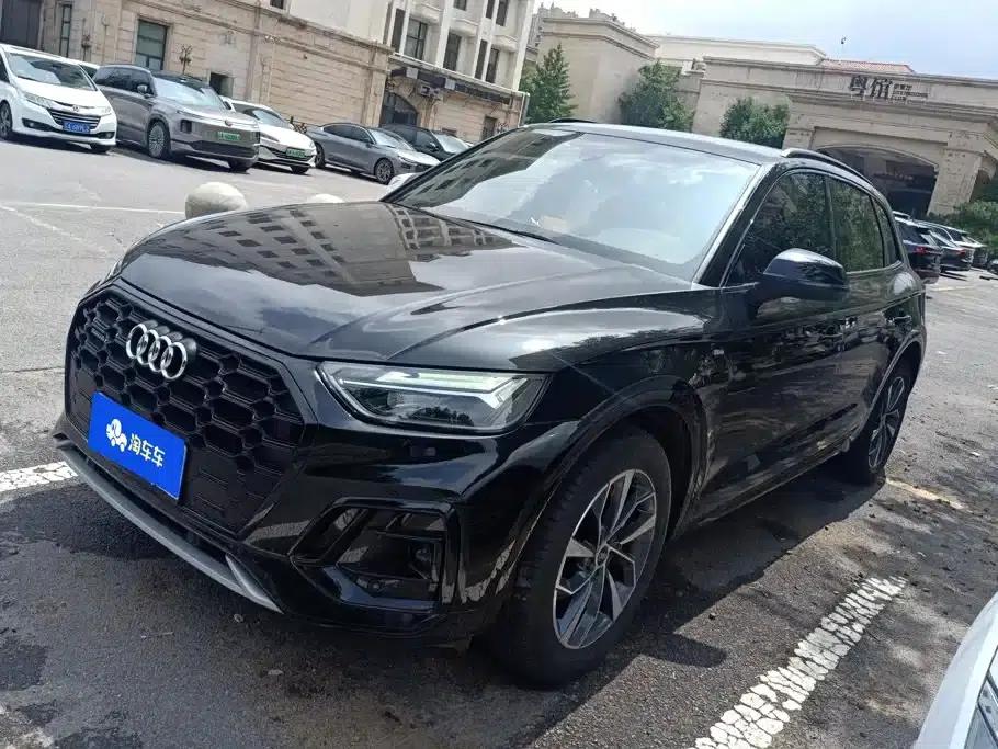 Audi Q5L 2023 40T Luxury Dynamic — миниатюра 1
