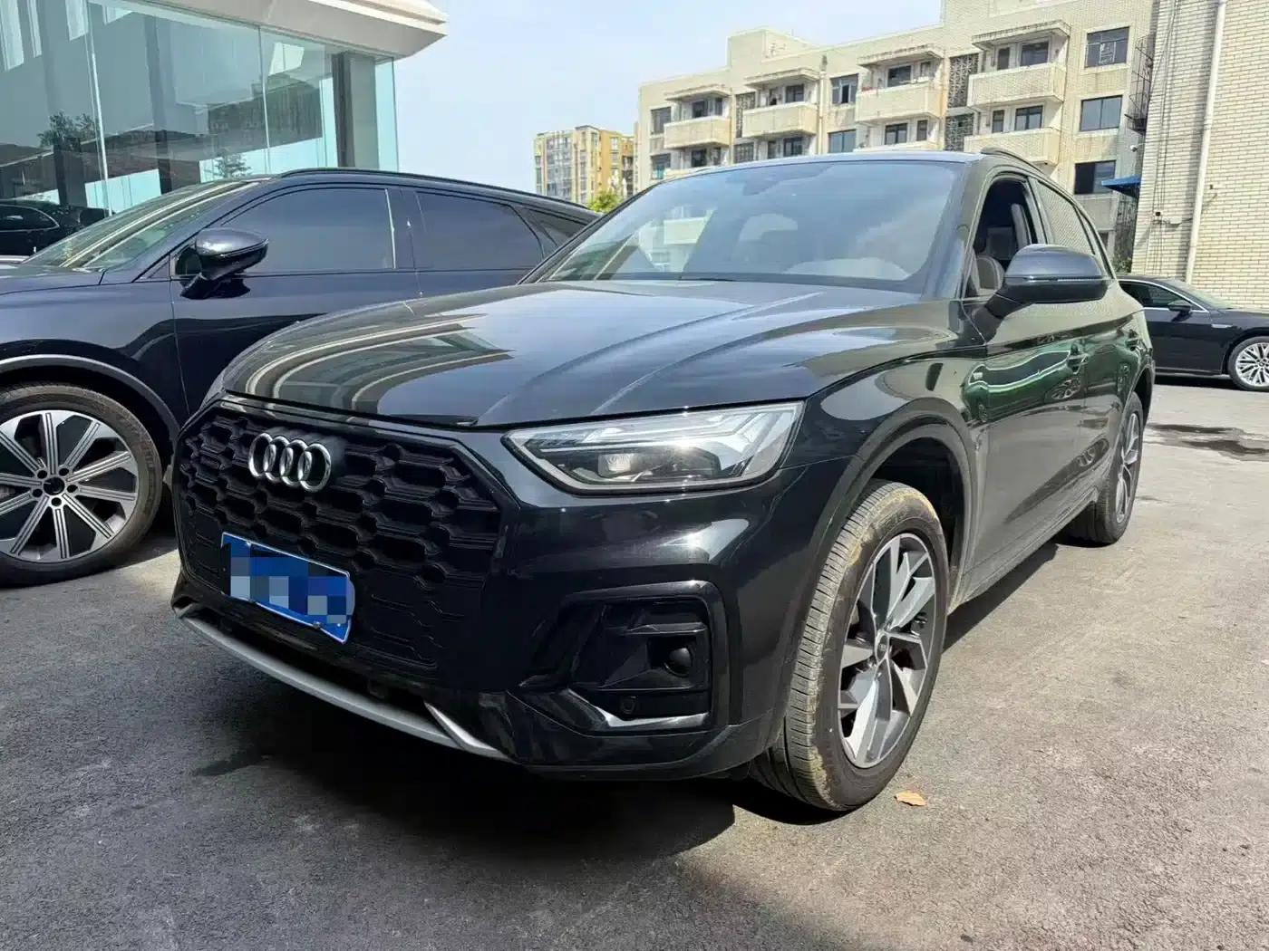 Audi Q5L 2022 40T Luxury Dynamic — миниатюра 1