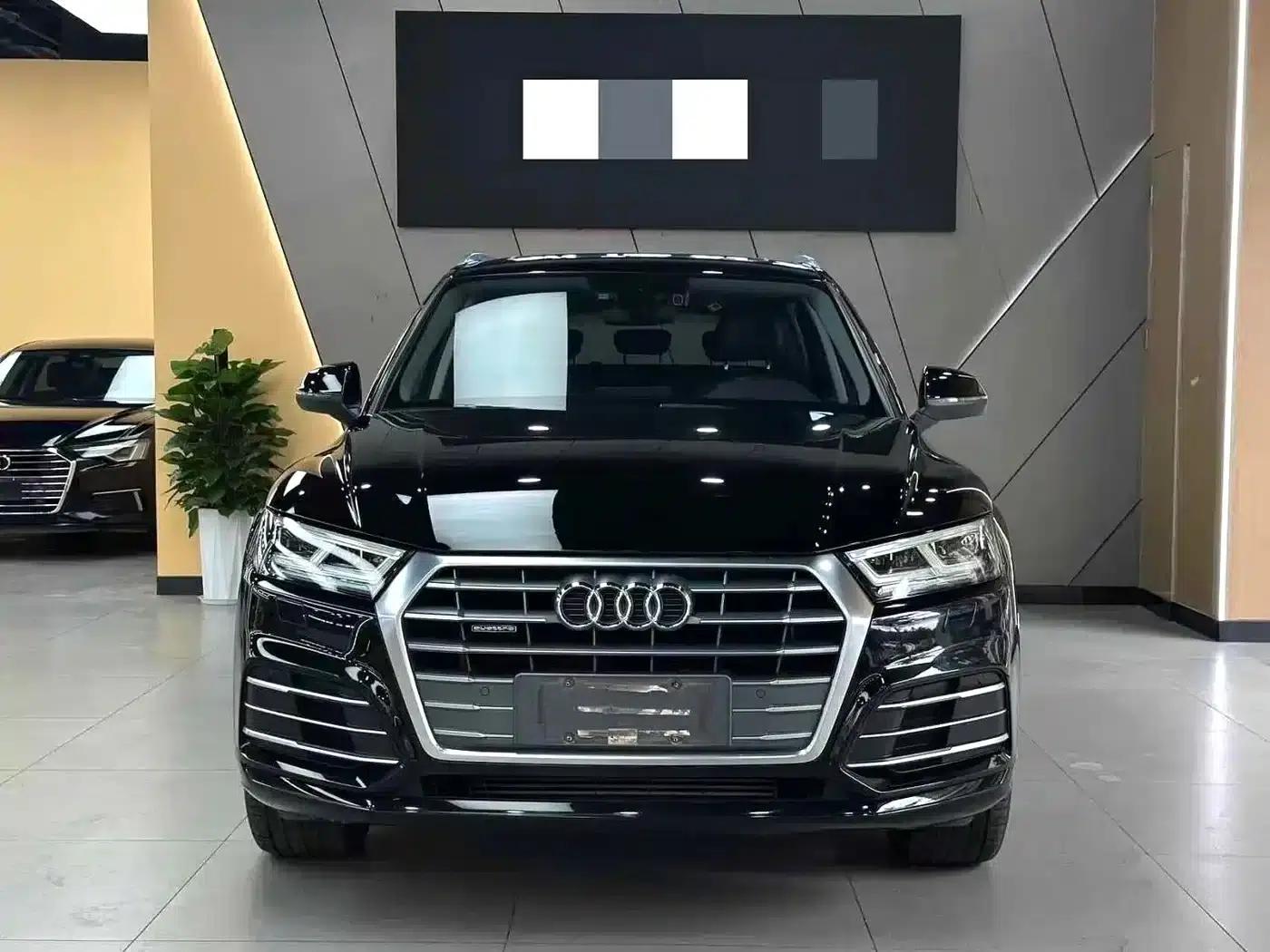 Audi Q5L 2018 40 TFSI Luxury Fashion Edition (National V Emission Standard) — миниатюра 2