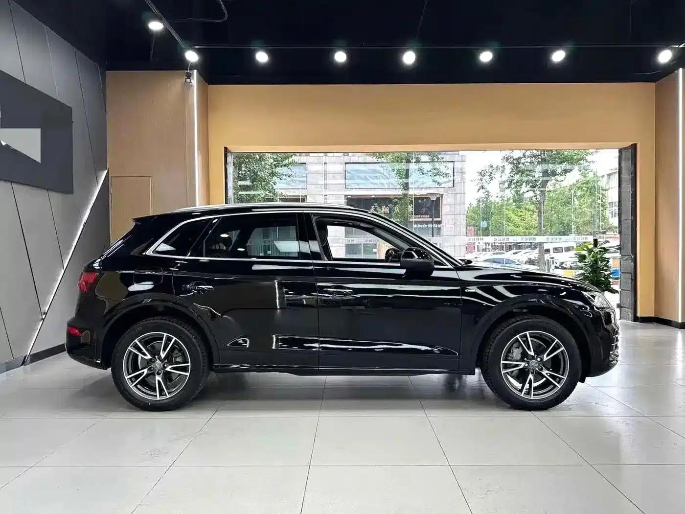 Audi Q5L 2018 40 TFSI Luxury Fashion Edition (National V Emission Standard) — миниатюра 3