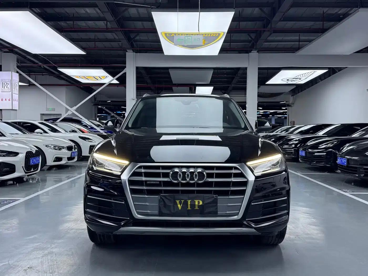 Audi Q5L 2020 40 TFSI Luxury Progressive Edition — миниатюра 2
