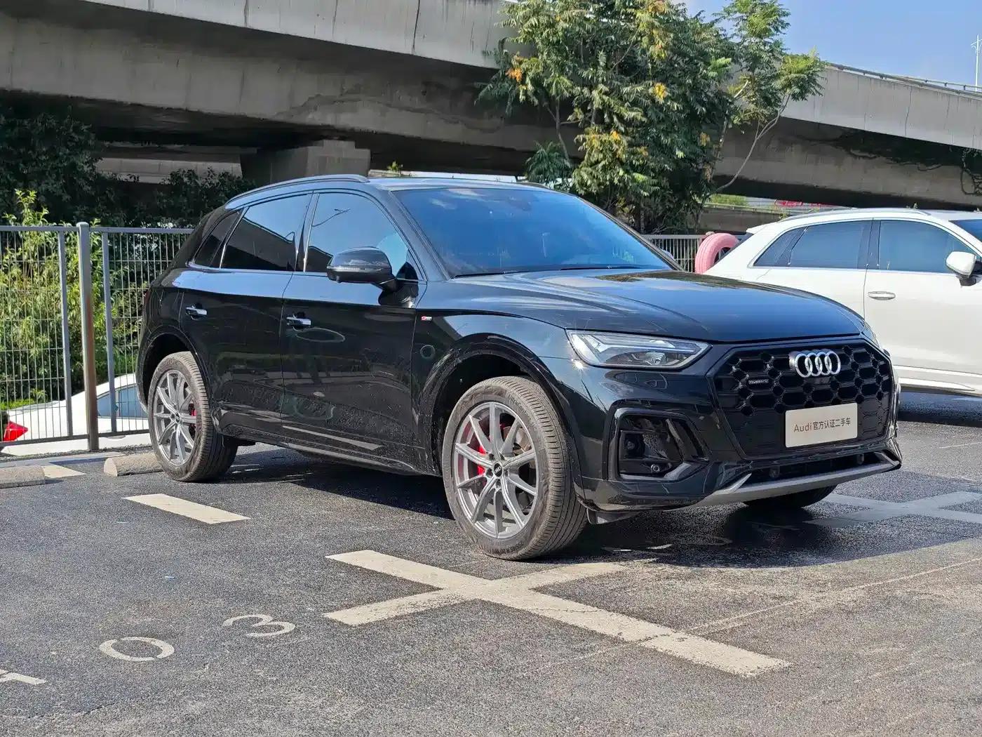 Audi Q5L 2024 40 TFSI Luxury Dynamic — миниатюра 3