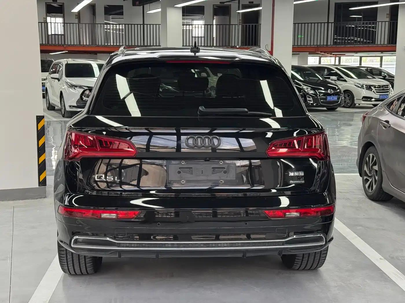 Audi Q5L 2020 40 TFSI Luxury Fashion Edition — миниатюра 8