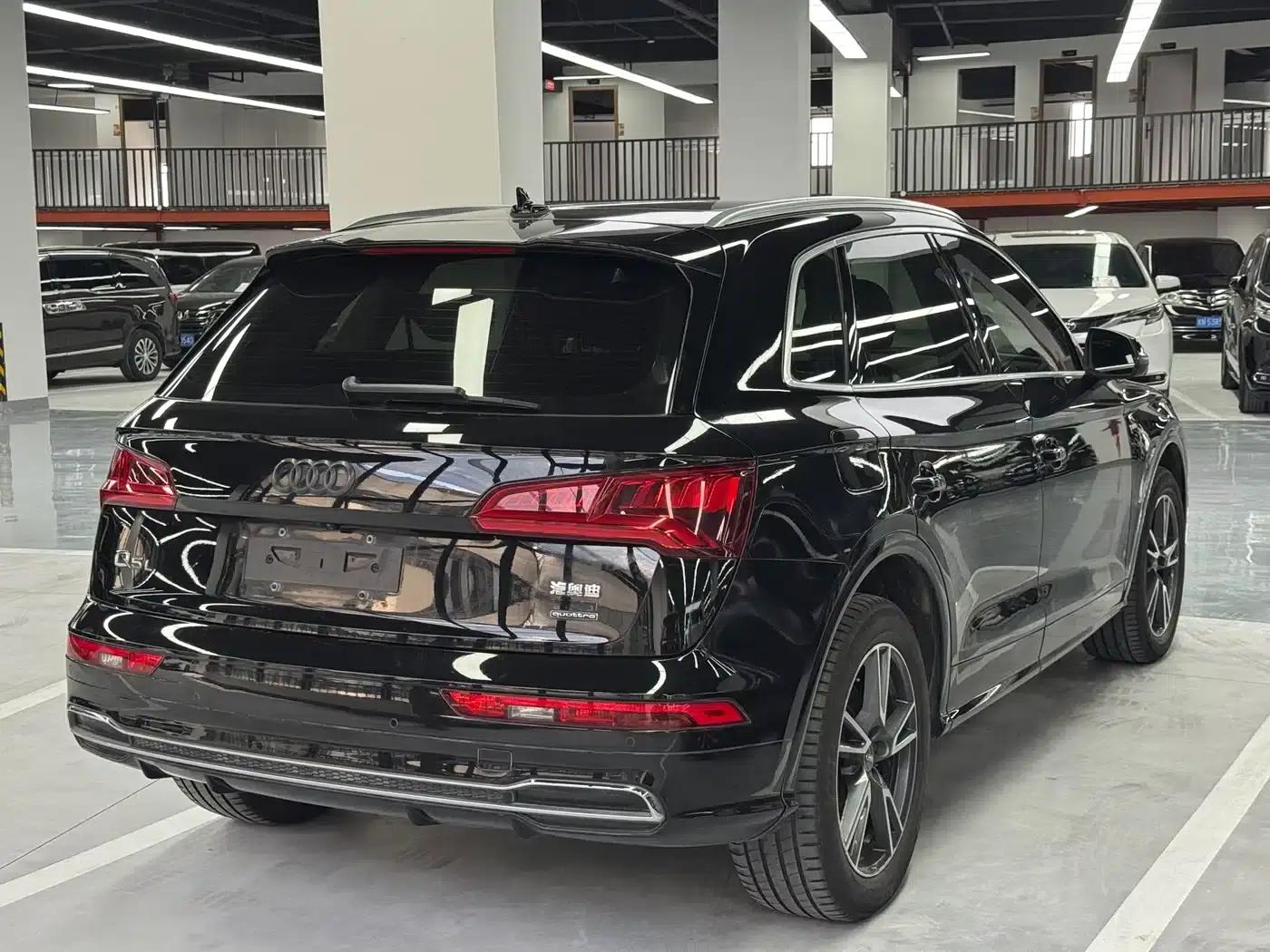 Audi Q5L 2020 40 TFSI Luxury Fashion Edition — миниатюра 9