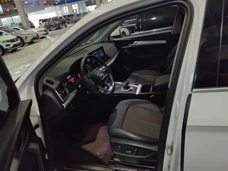 Audi Q5L 2020 Facelift 40 TFSI Luxury Progressive Edition — миниатюра 9