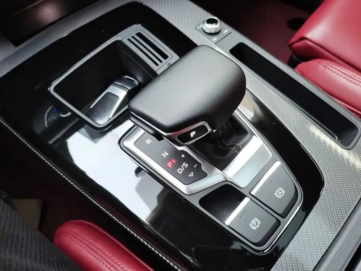 Audi Q5L 2022 Facelift 40T Luxury Dynamic — миниатюра 11