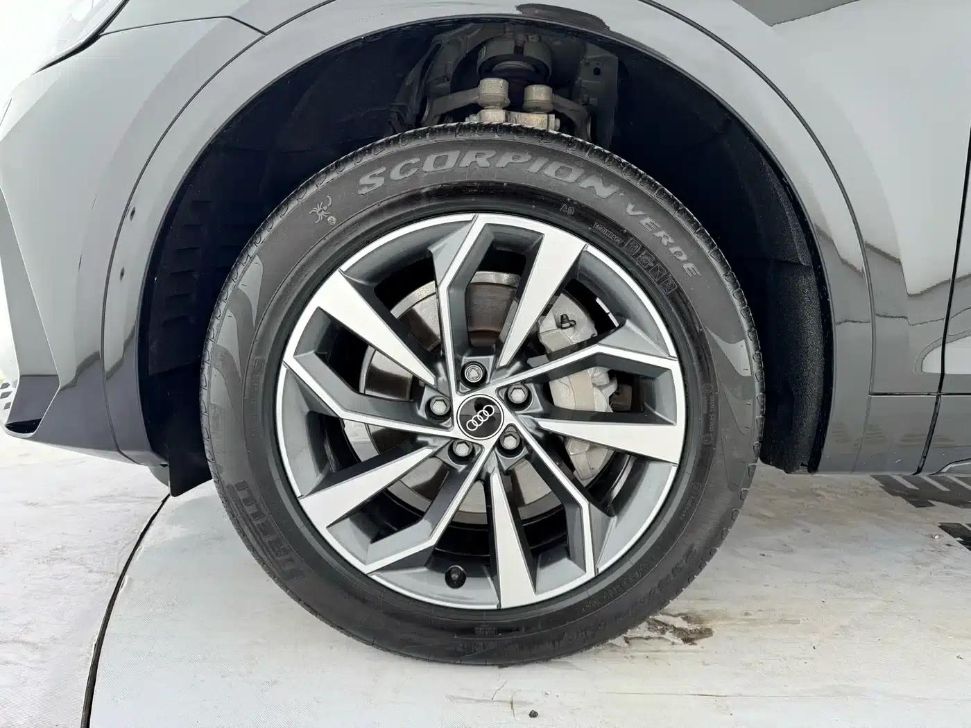 Audi Q5L 2023 40T Luxury Dynamic — миниатюра 16