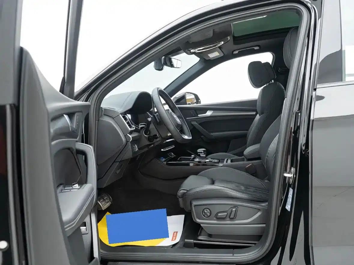 Audi Q5L 2023 40T Luxury Dynamic — миниатюра 6