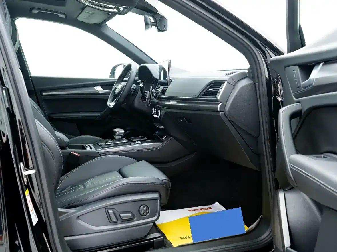 Audi Q5L 2023 40T Luxury Dynamic — миниатюра 8