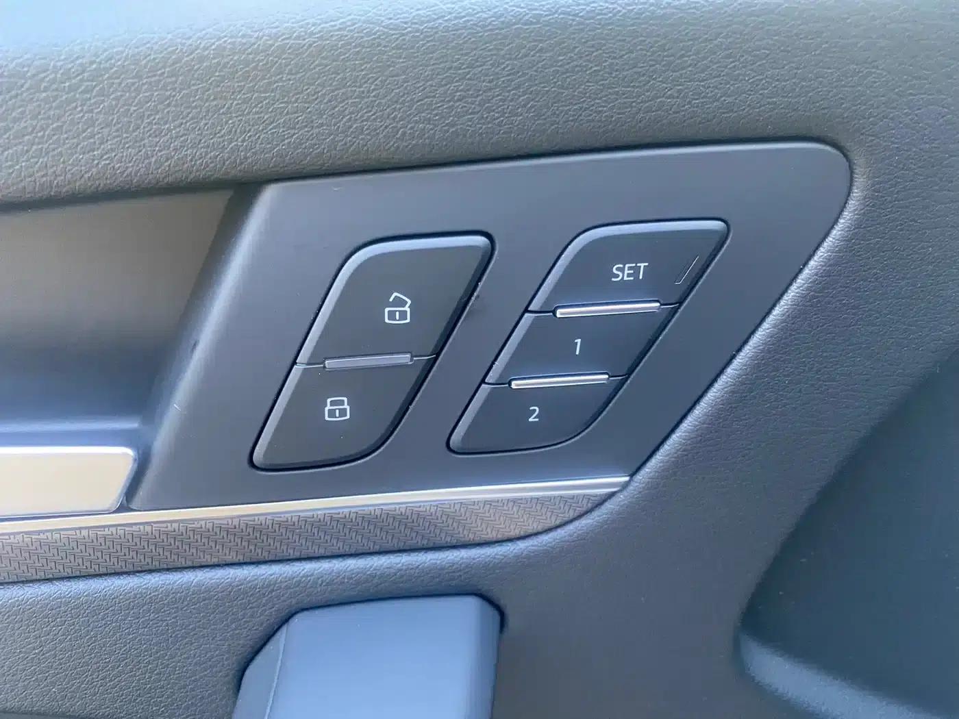 Audi Q5L 2022 Facelift 45T Luxury Dynamic — миниатюра 17
