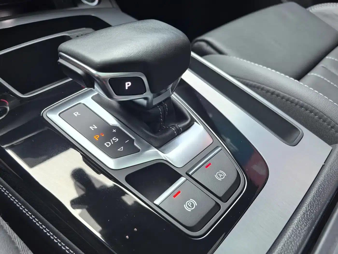 Audi Q5L 2022 40T Fashion Dynamic Edition — миниатюра 8