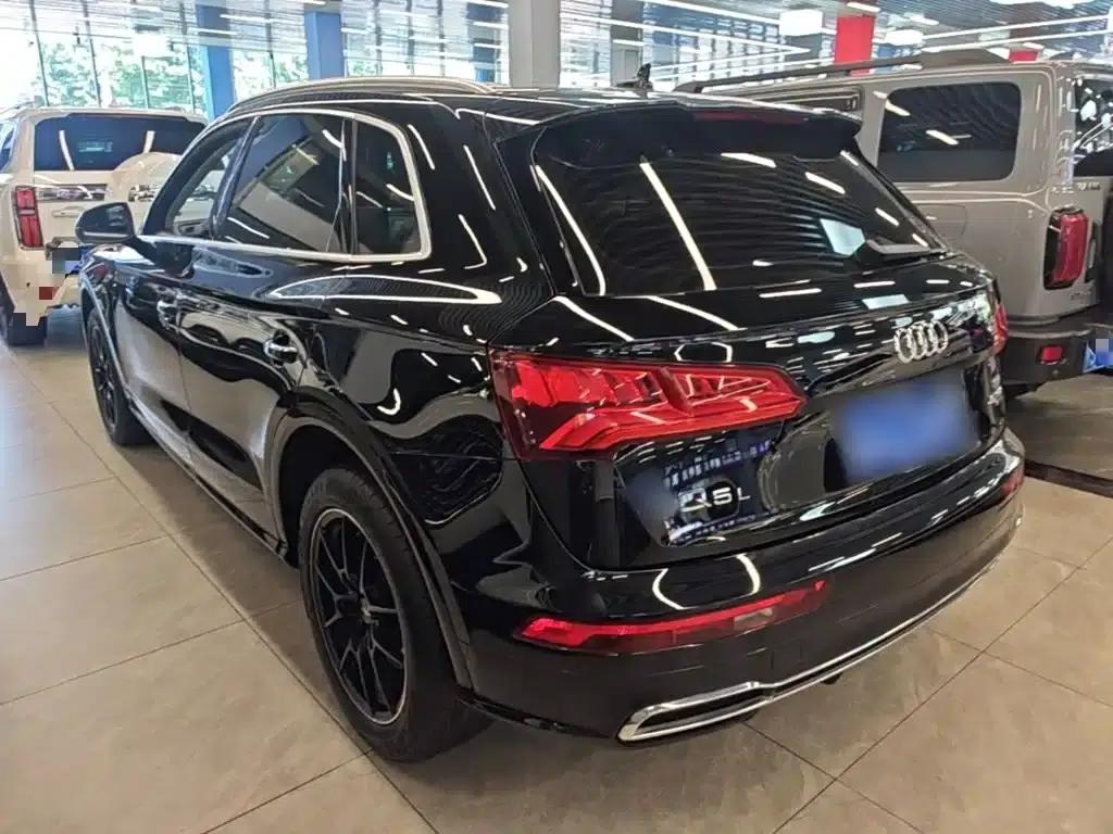 Audi Q5L 2020 40 TFSI Luxury Fashion Edition — миниатюра 5
