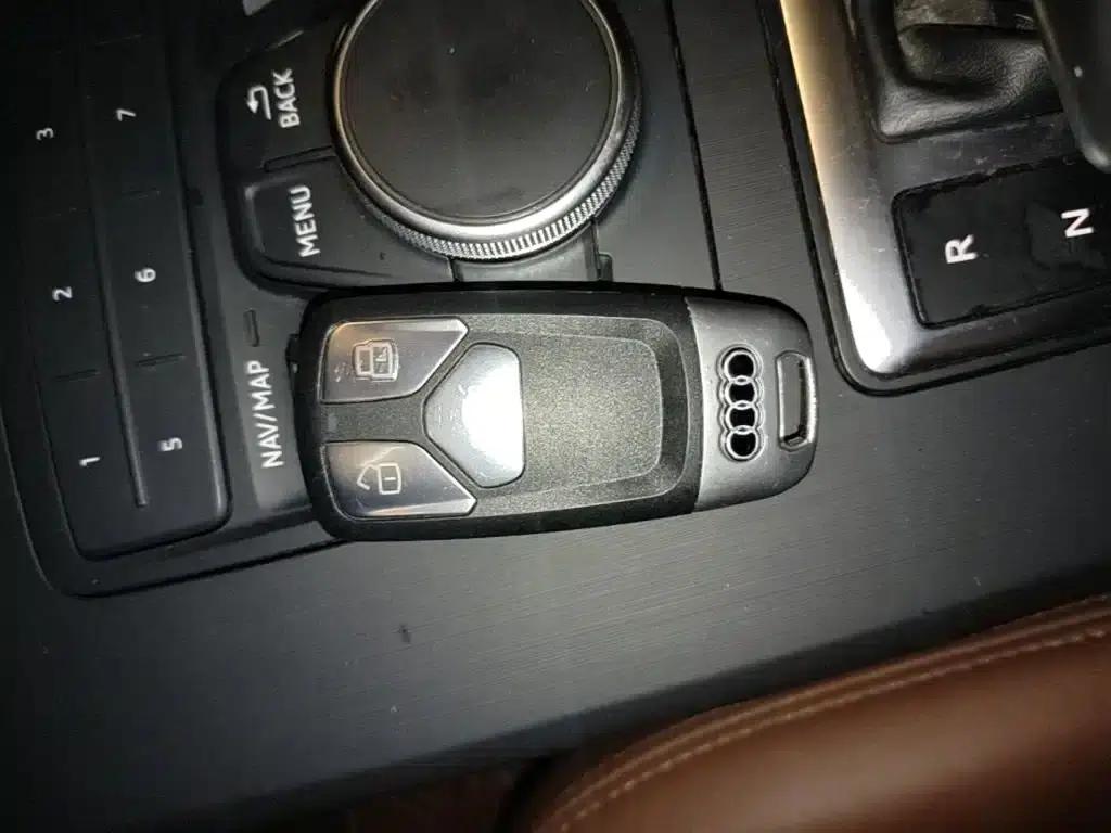 Audi Q5L 2020 40 TFSI Luxury Progressive Edition — миниатюра 9