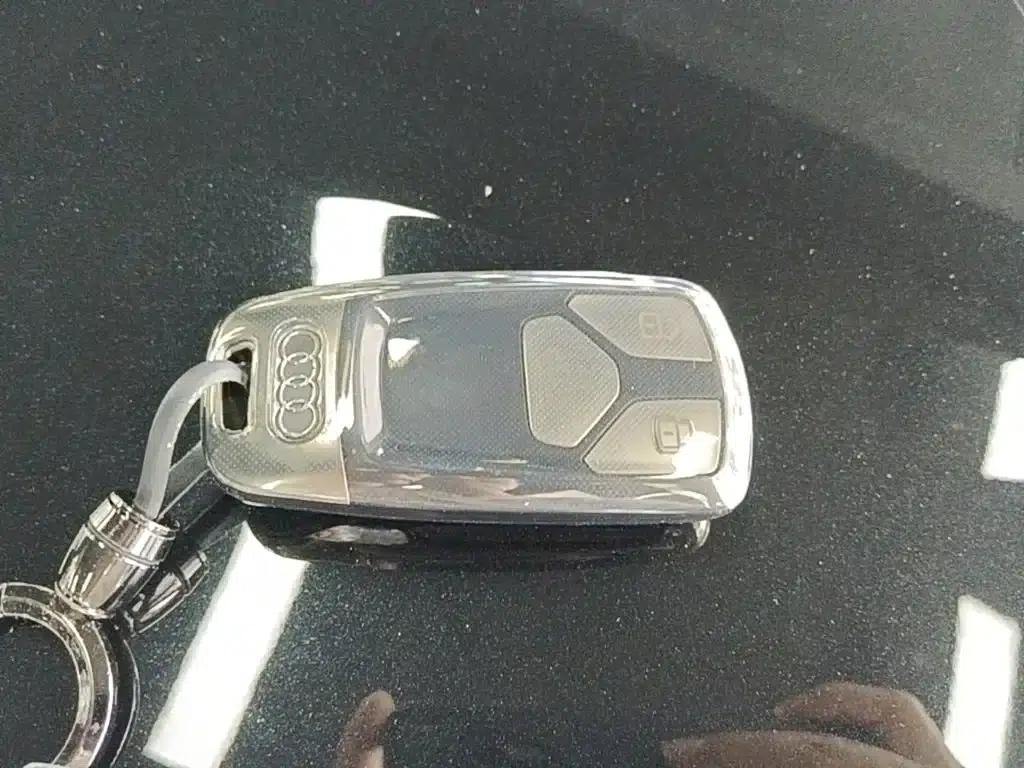 Audi Q5L 2025 40 TFSI Luxury Dynamic — миниатюра 9