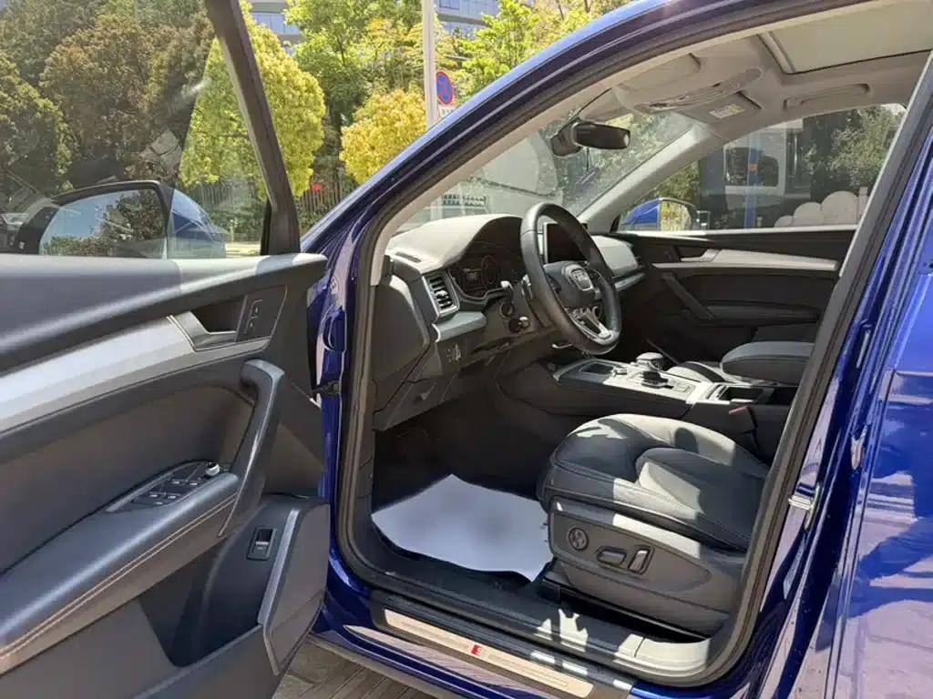 Audi Q5L 2018 40 TFSI Luxury Fashion Edition (China VI Emission Standard) — миниатюра 15