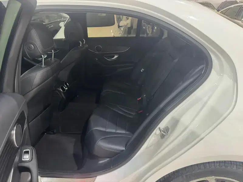 2015 Mercedes-Benz C-Class Facelift C 180 L Sport — миниатюра 10