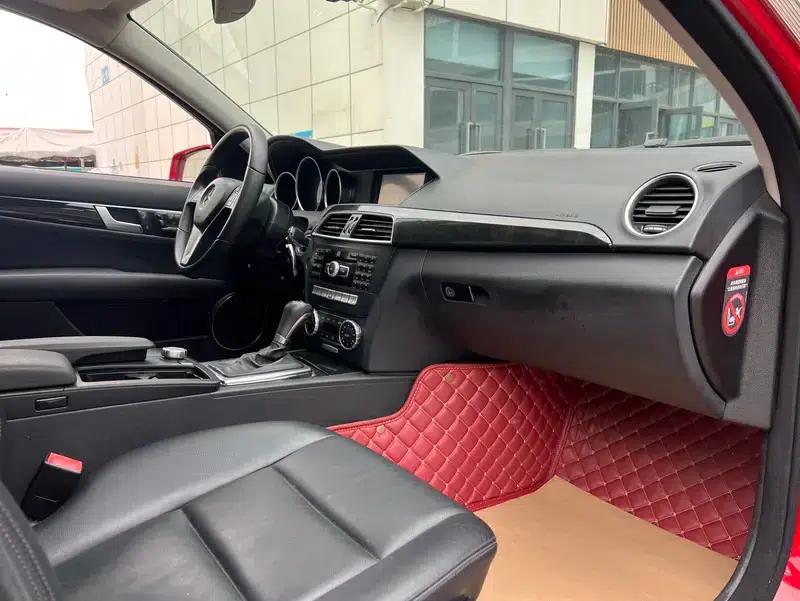 Mercedes-Benz C-Class 2013 C 260 CGI Fashion Model — миниатюра 26