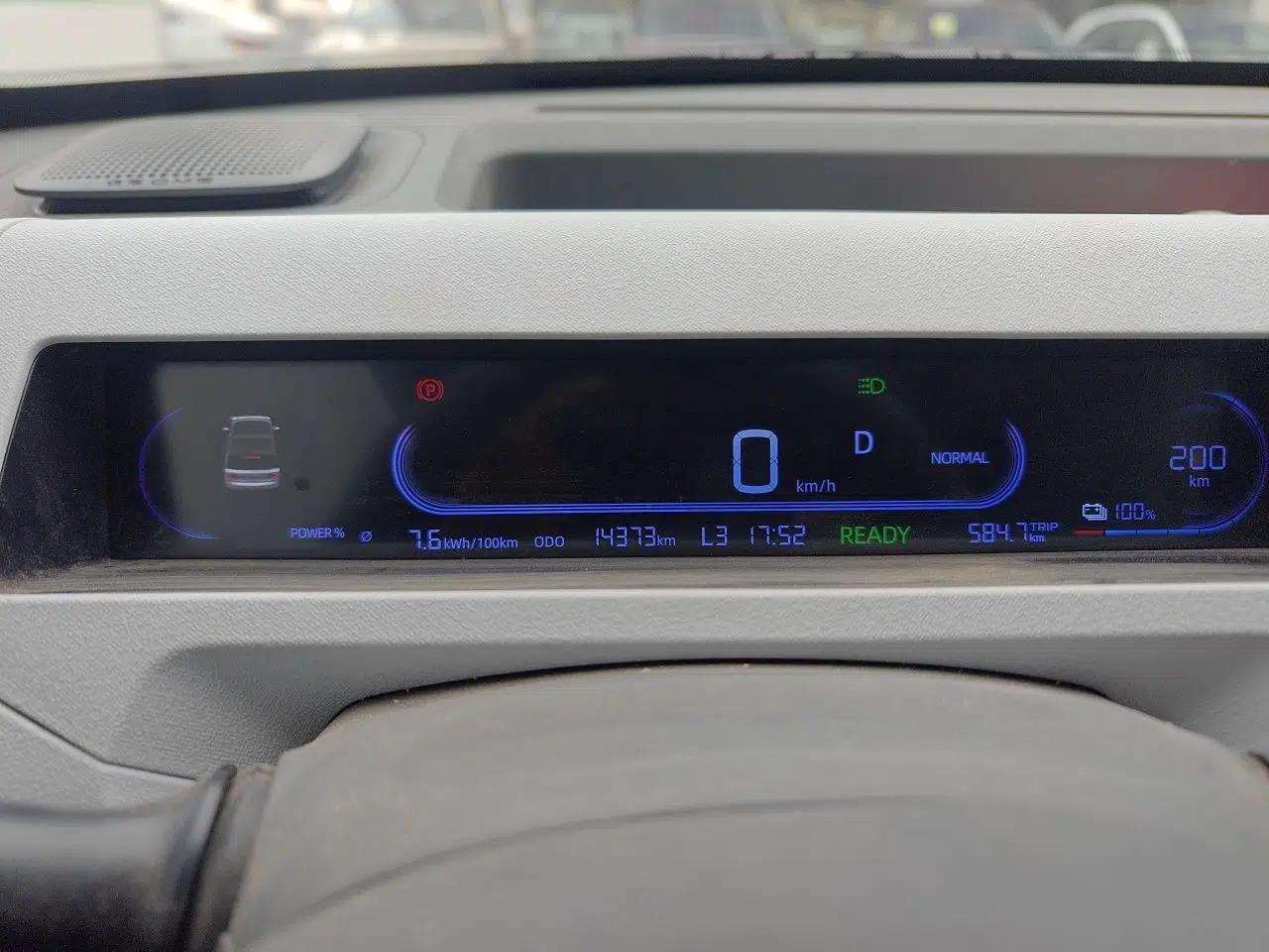 Geely Galaxy Panda 2024 Panda Mini 200km Endurance Bear — миниатюра 11