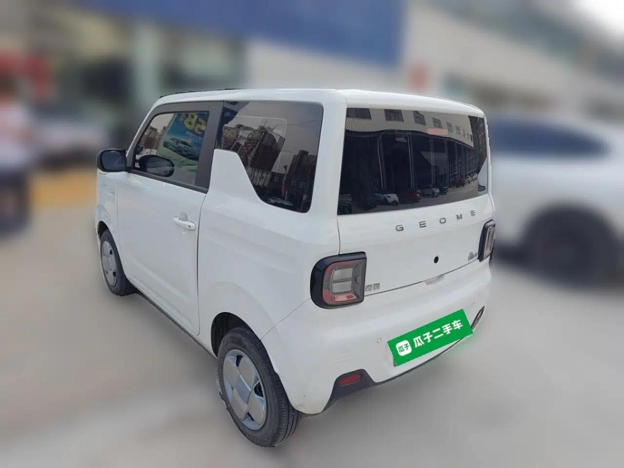 Geely Galaxy Panda 2024 Panda Mini 200km Endurance Bear — миниатюра 4