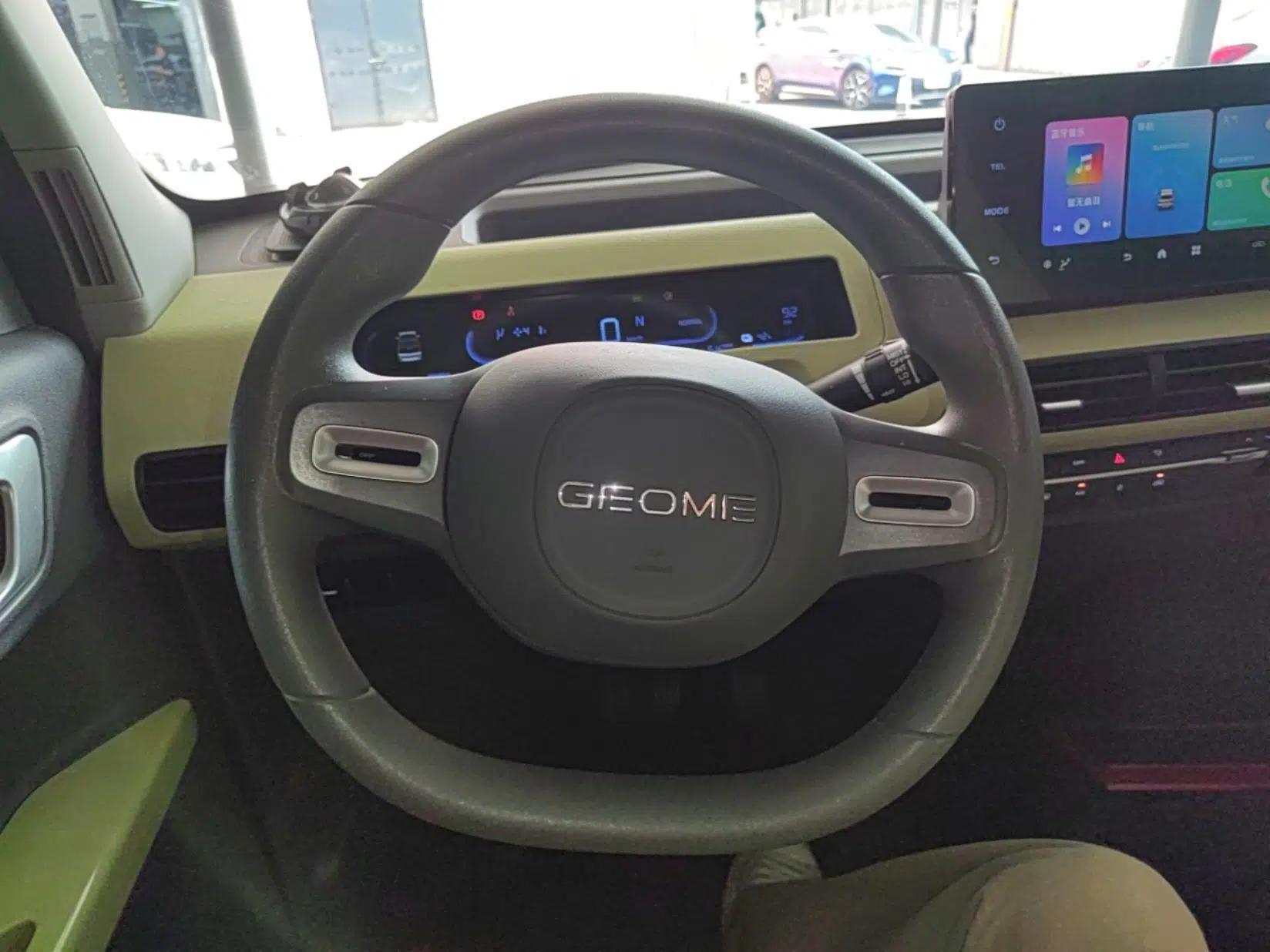 Geely Galaxy Panda 2023 Panda Mini 200km Endurance Bear — миниатюра 13