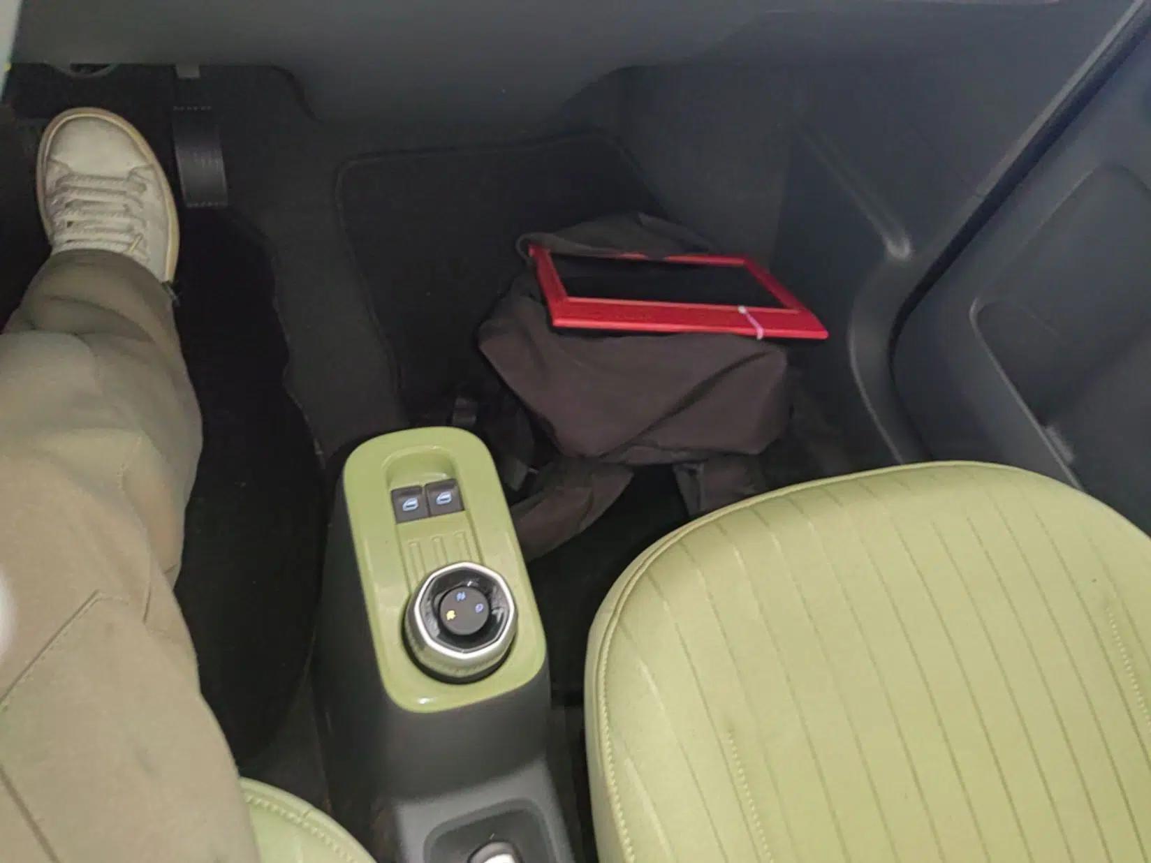 Geely Galaxy Panda 2023 Panda Mini 200km Endurance Bear — миниатюра 16