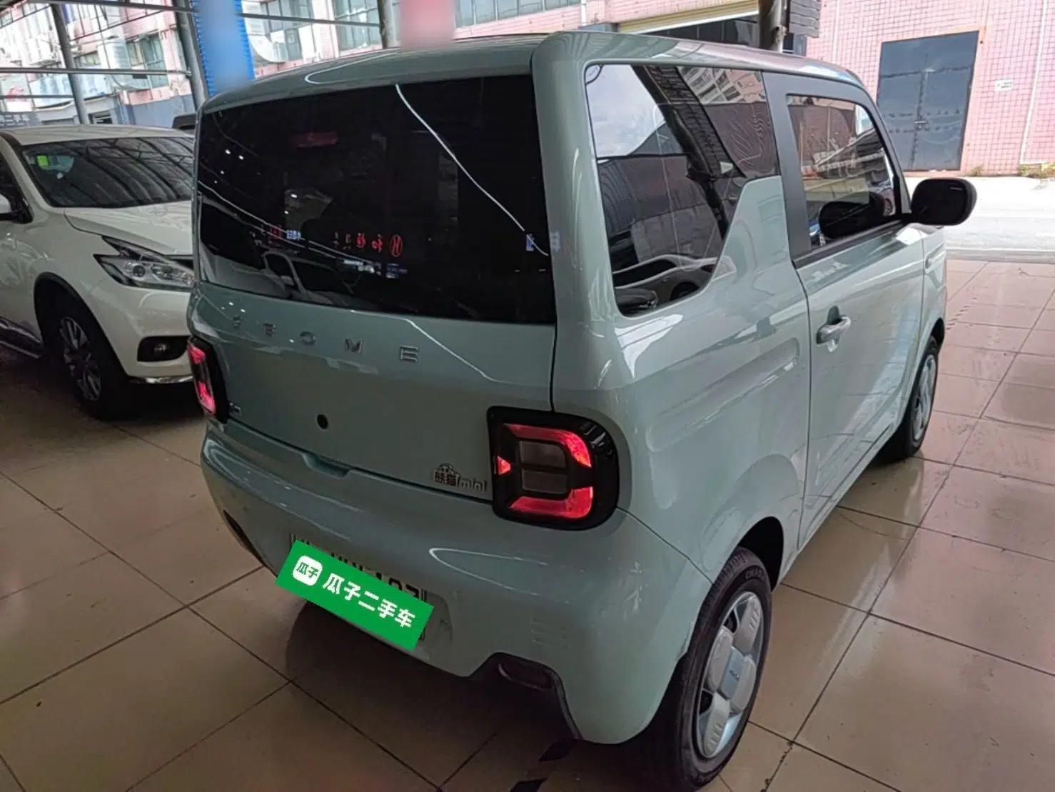 Geely Galaxy Panda 2023 Panda Mini 200km Endurance Bear — миниатюра 6