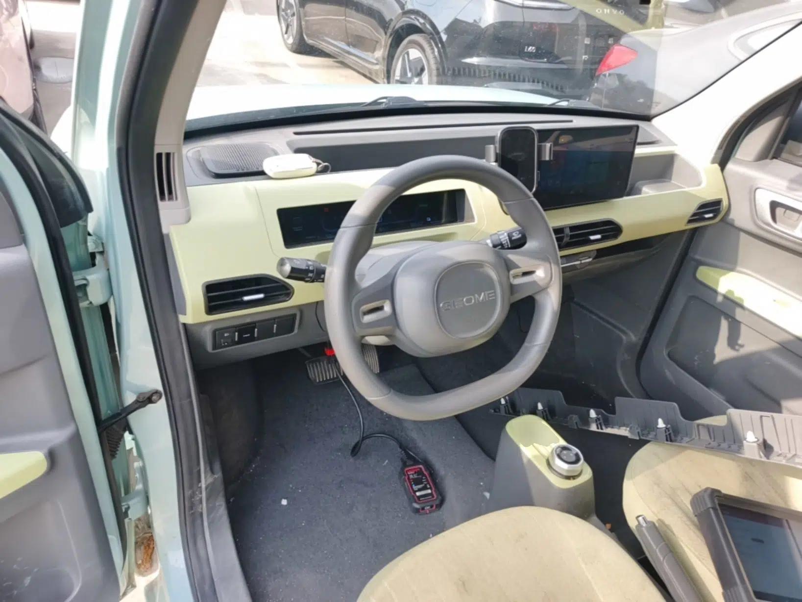 Geely Galaxy Panda 2023 Panda Mini 200km Endurance Bear — миниатюра 12