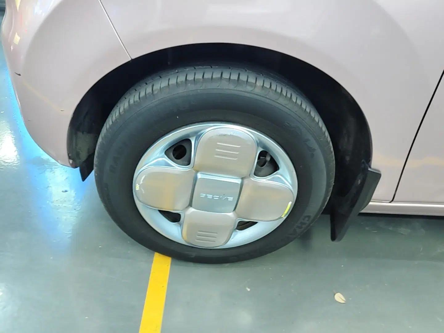 Geely Galaxy Panda 2024 Panda Mini 200km Longteng PRO Edition — миниатюра 10