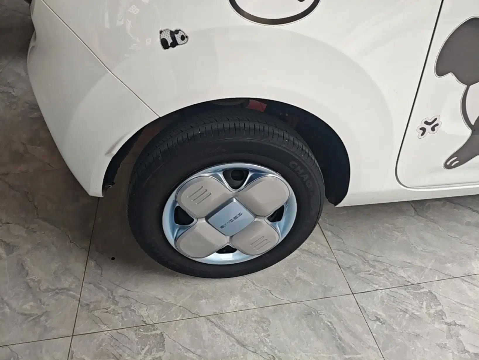 Geely Galaxy Panda 2023 Panda Mini 200km Endurance Bear — миниатюра 11