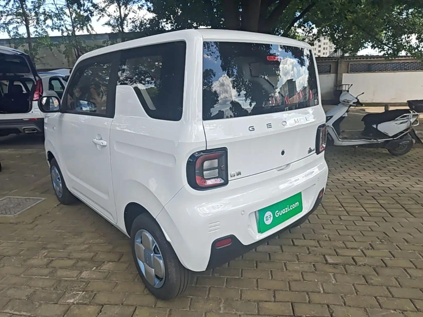 Geely Galaxy Panda 2024 Panda Mini 200km Endurance Bear — миниатюра 4