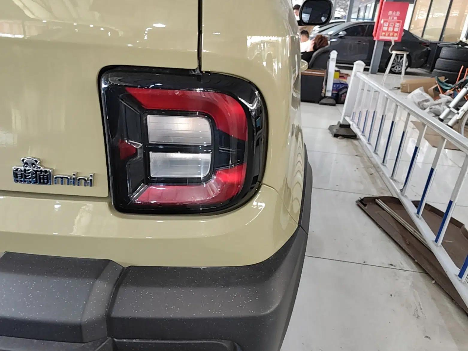 Geely Galaxy Panda 2025 210km Panda Rider — миниатюра 9