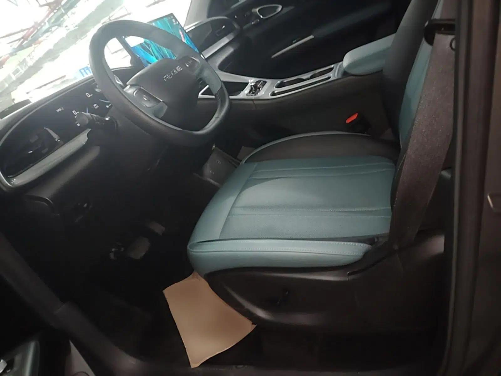Geely Galaxy Geome 2025 UP 410km Exploration Edition — миниатюра 17