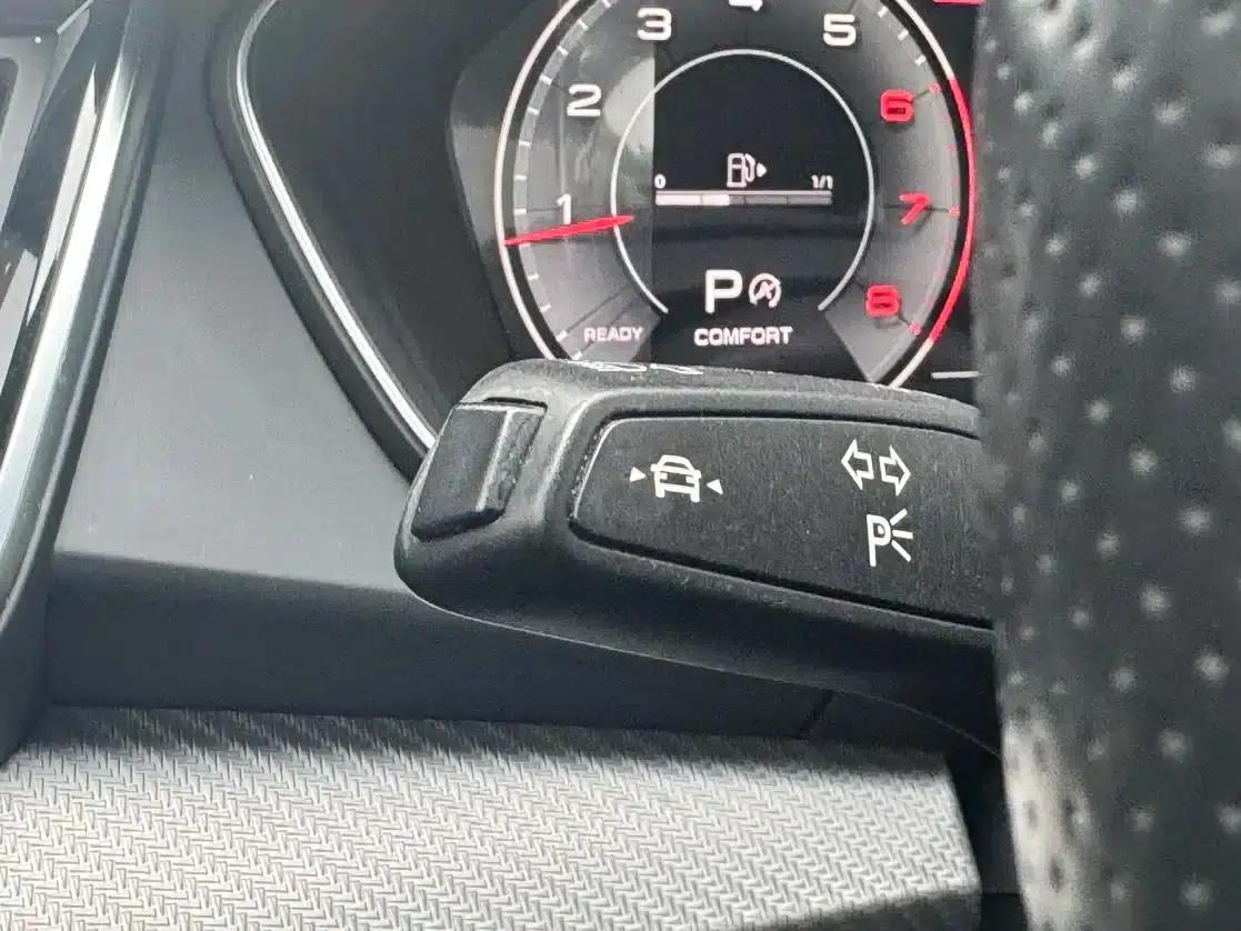 Audi Q5L Sportback 2021 40 TFSI Luxury — миниатюра 9