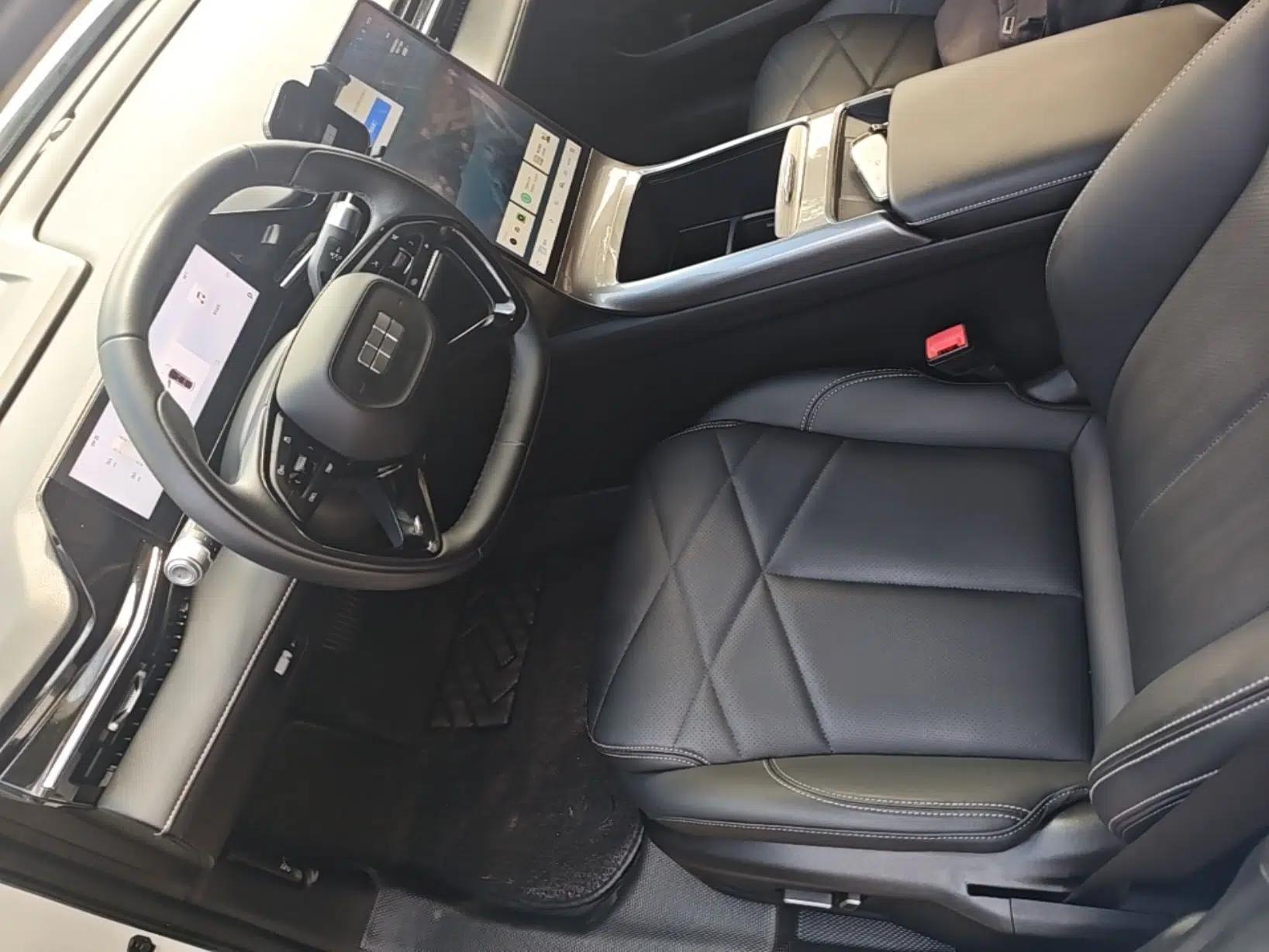 Geely Galaxy L6 2024 125km PLUS Dragon Edition — миниатюра 18