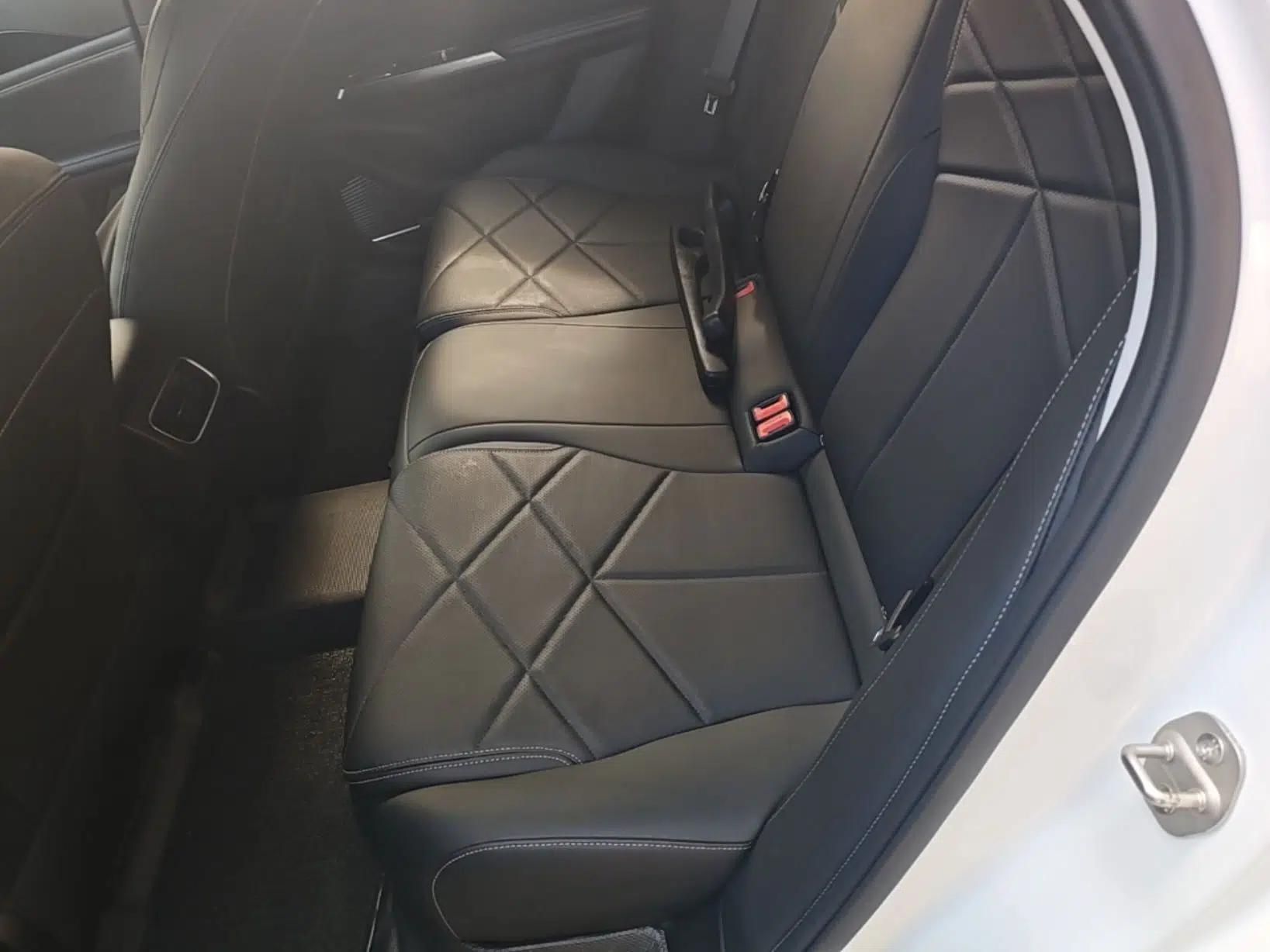 Geely Galaxy L6 2024 125km PLUS Dragon Edition — миниатюра 20