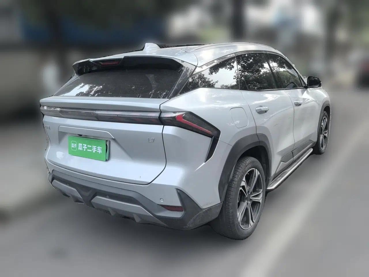 Geely Galaxy L7 2024 1.5T 115 km PLUS Dragon Edition — миниатюра 6