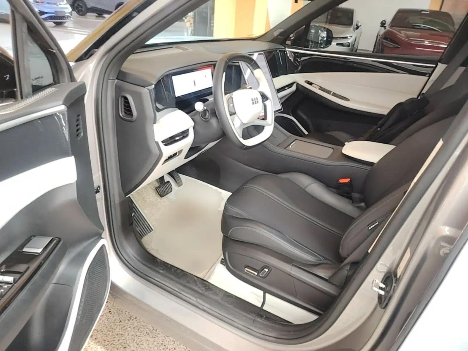 Geely Galaxy L7 2024 1.5T 55km PRO Dragon Edition — миниатюра 18