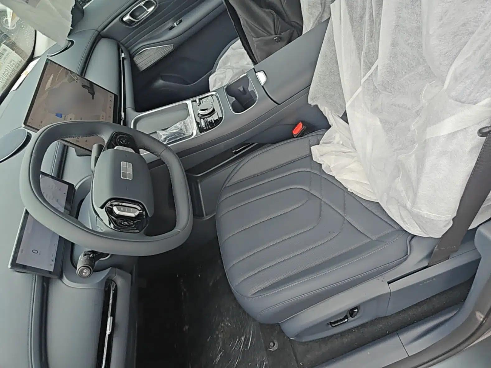 Geely Galaxy Xingjian 7 EM-i 2026 Model 135km Smart Navigation Version — миниатюра 17