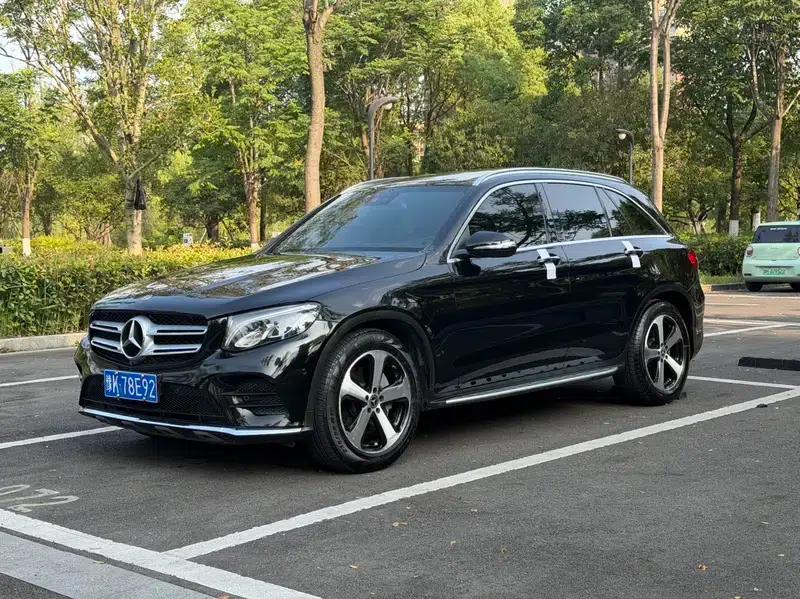 2018 Mercedes-Benz GLC 260 4MATIC Luxury — миниатюра 1