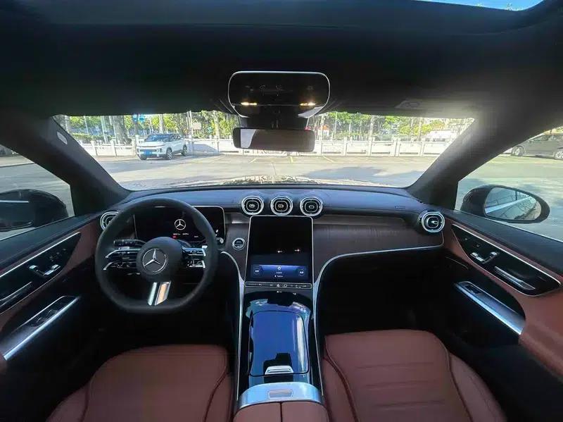 2025 Mercedes-Benz GLC 300 L 4MATIC Dynamic 5-seater — миниатюра 8
