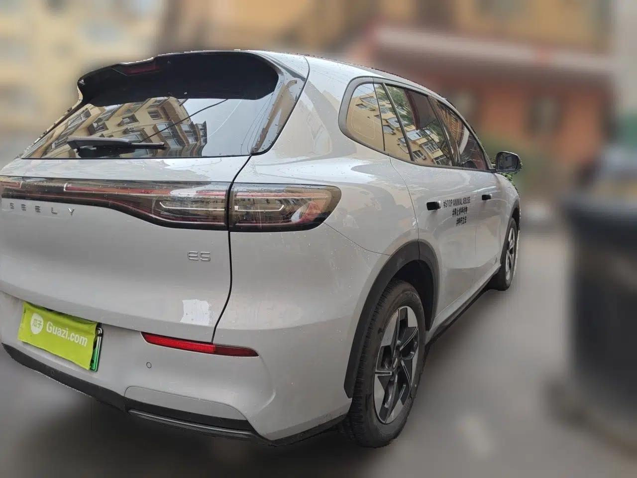 Geely Galaxy E5 2024 440km Exploration Version — миниатюра 6
