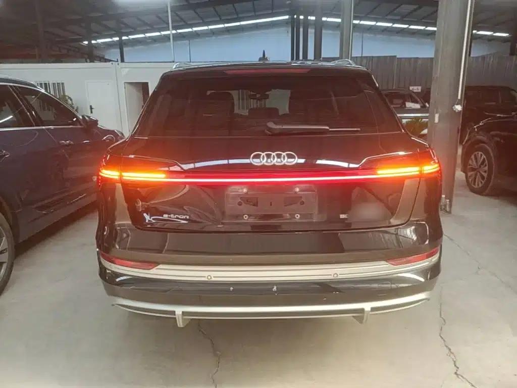 Audi e-tron 2021 50 quattro Premium Edition — миниатюра 6