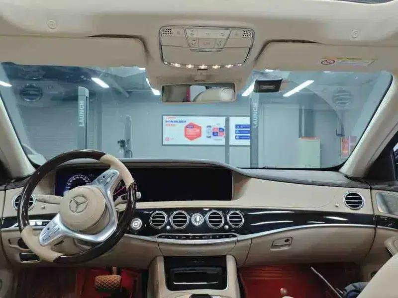 Maybach S-Class 2018 S 560 4MATIC — миниатюра 5